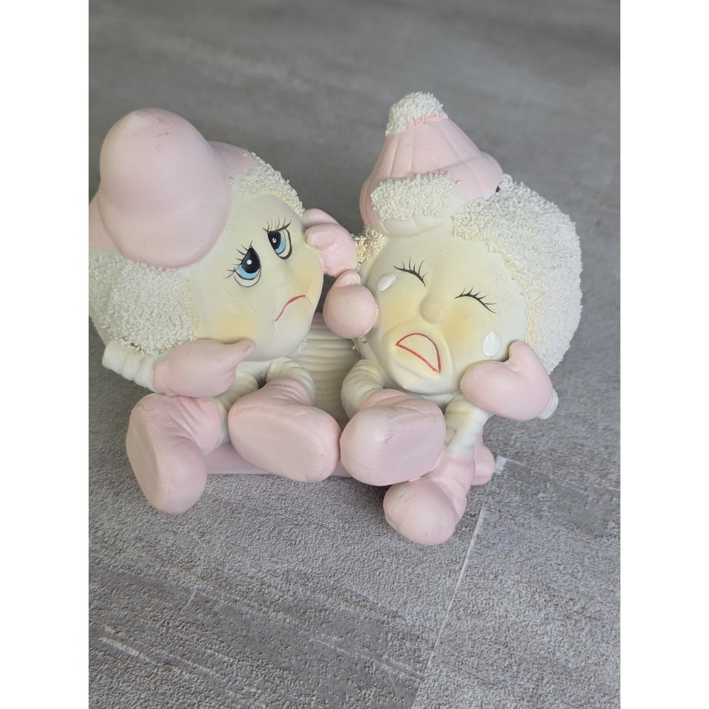 VTG ceramic shelf sitter figurine two anthropomorphic Crying Snowballs Pink Hats